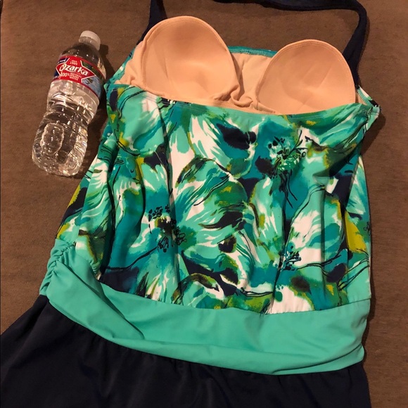 Beautiful One Piece Islander Swim Suit - Picture 3 of 5